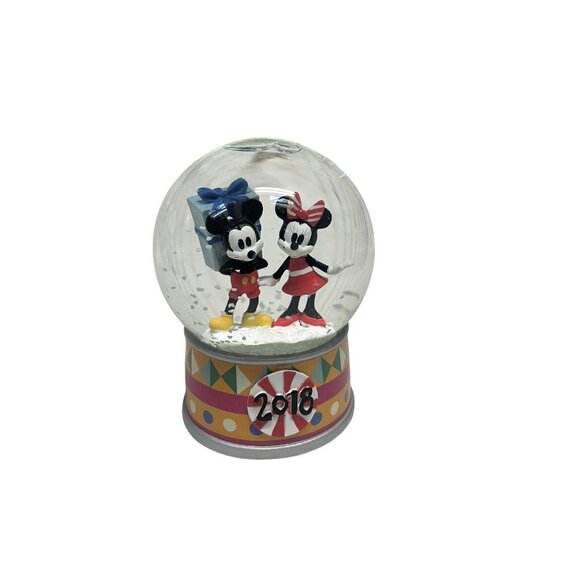 Disney Mickey and Minnie Mouse Christmas Snow Globe 2018 Holding Present W Box - Picture 6 of 13